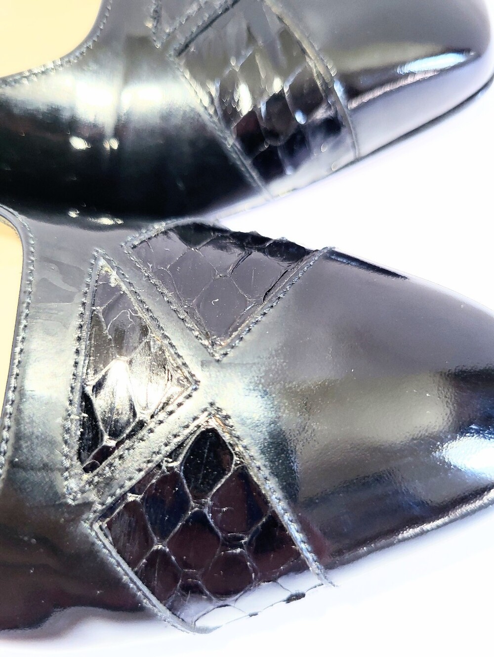 Salvatore Ferragamo Vintage 1980's Black Patent Leather Pumps Low Heel Size 7 - Picture 7 of 16